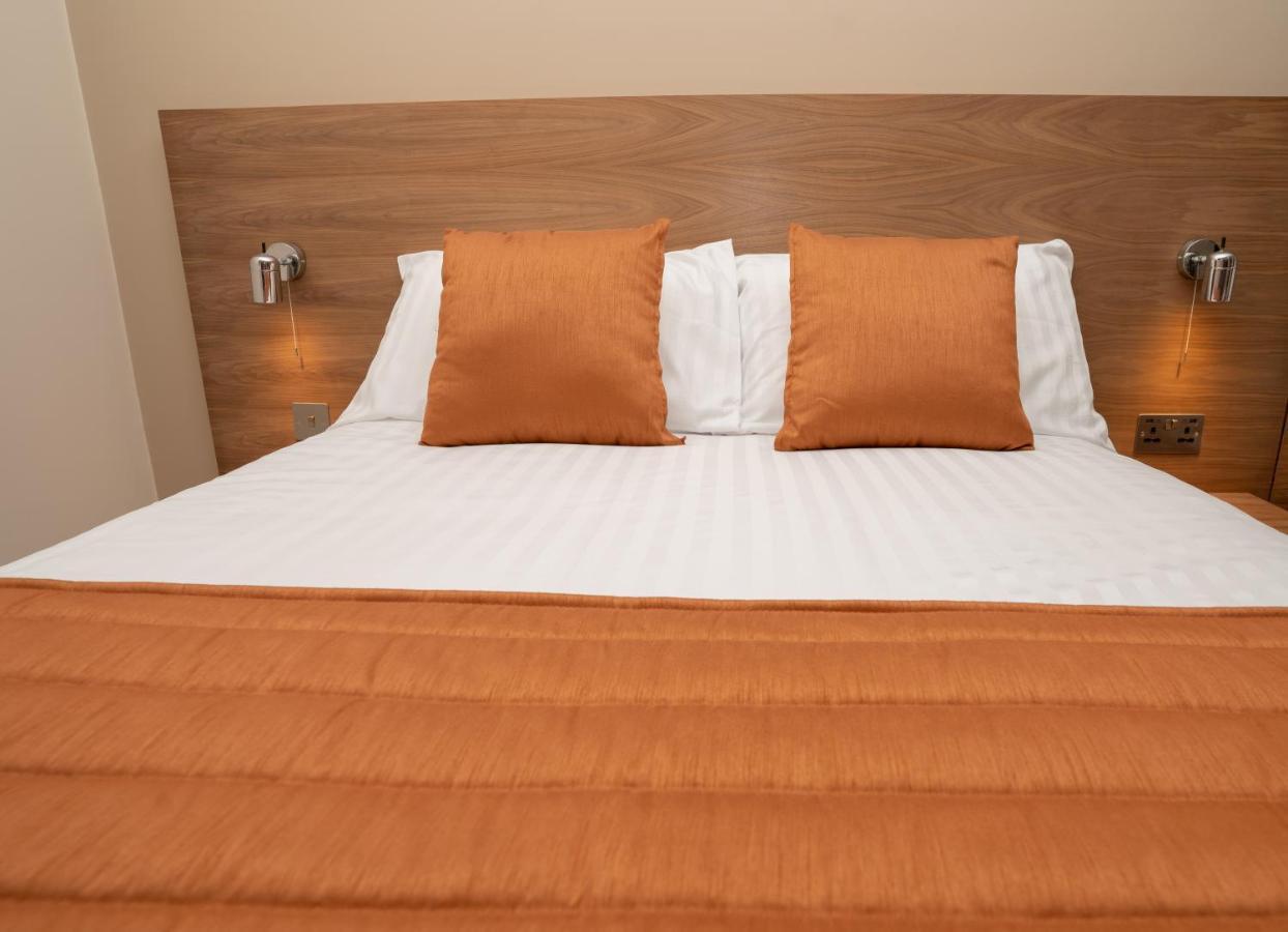 Eagle Hotel Luton Airport Eksteriør bilde